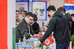 <strong>套推出专场首发勾当？</strong>